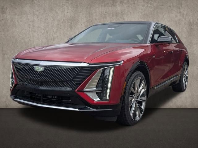 New 2026 Cadillac Lyriq Signature Luxury w/ LPO, Floor Liner Package AWD/4WD image 3
