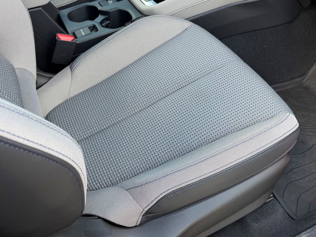 Used 2025 Subaru Forester Premium w/ Convenience Package #1 AWD/4WD image 18