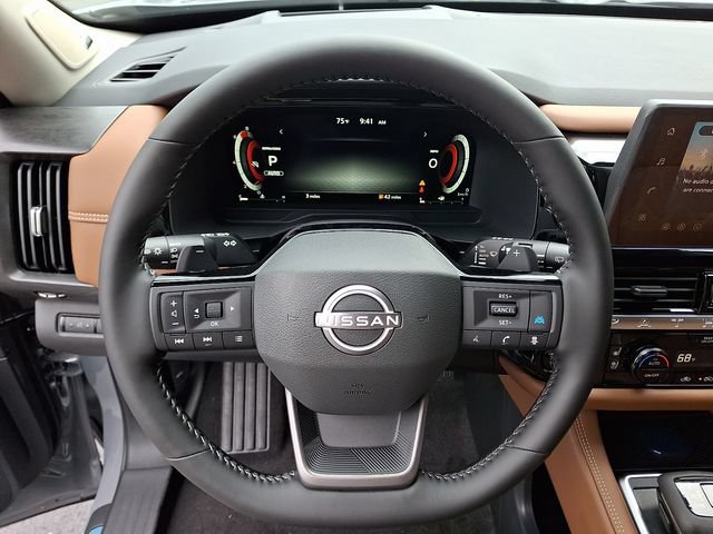 New 2026 Nissan Pathfinder Platinum AWD/4WD image 9
