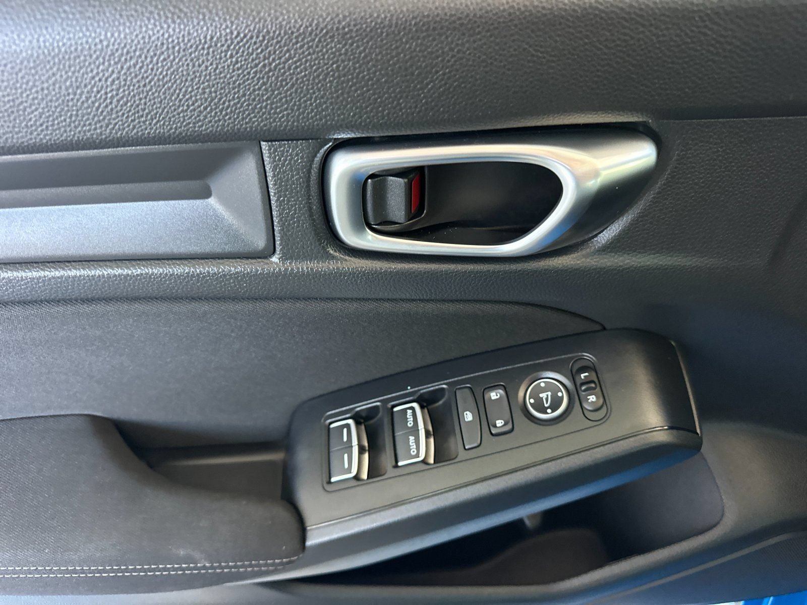 Used 2024 Honda Civic Sport image 10