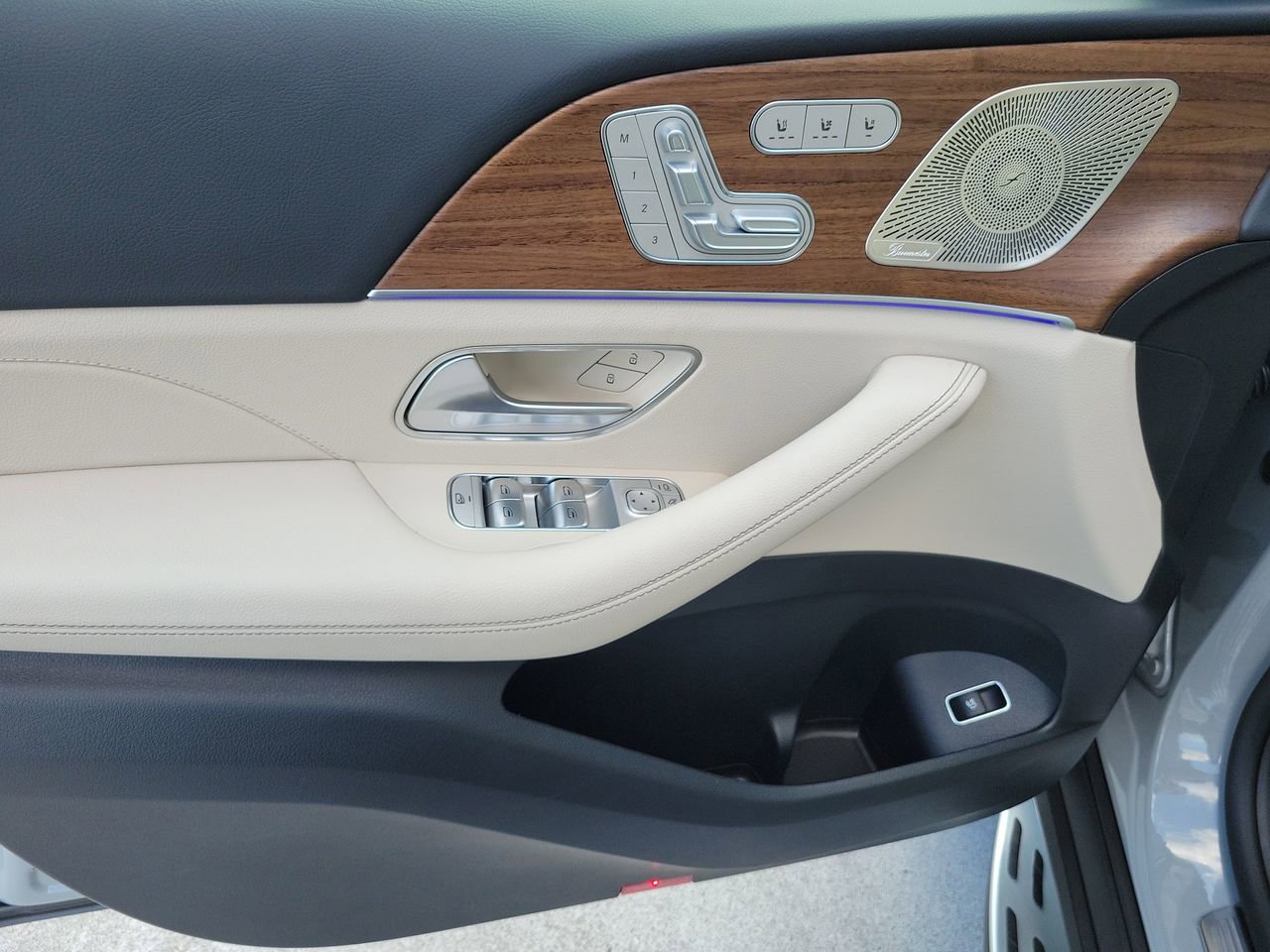 New 2026 Mercedes-Benz GLS 450 4MATIC image 20