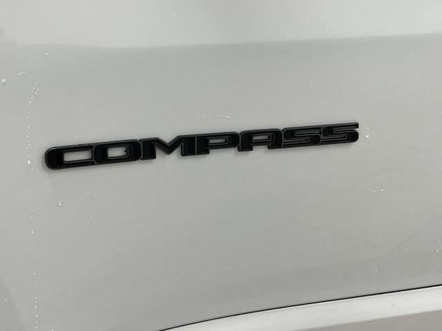 Used 2024 Jeep Compass Limited w/ High Altitude Package image 34