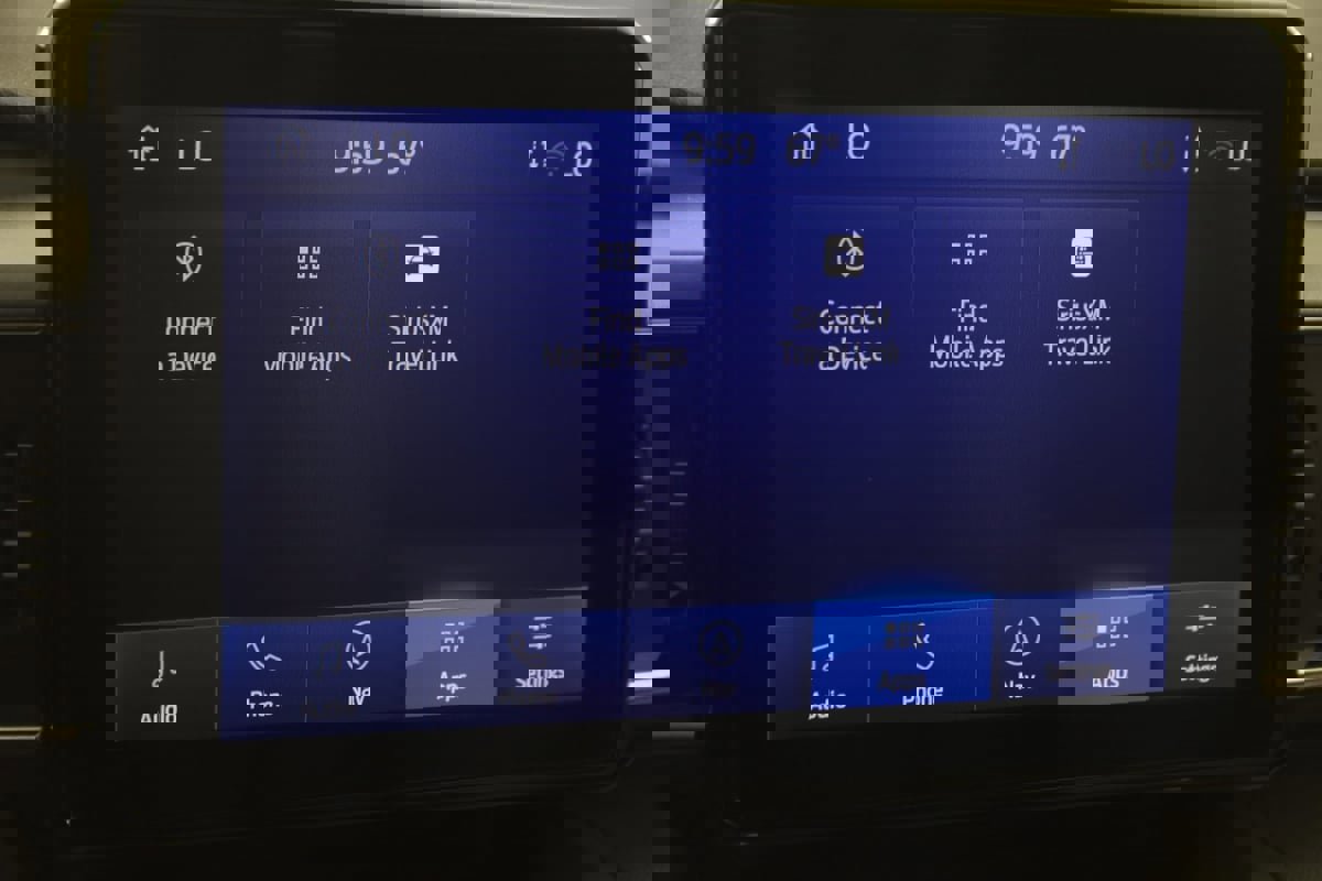 Used 2023 Ford Explorer XLT w/ Equipment Group 202A image 33