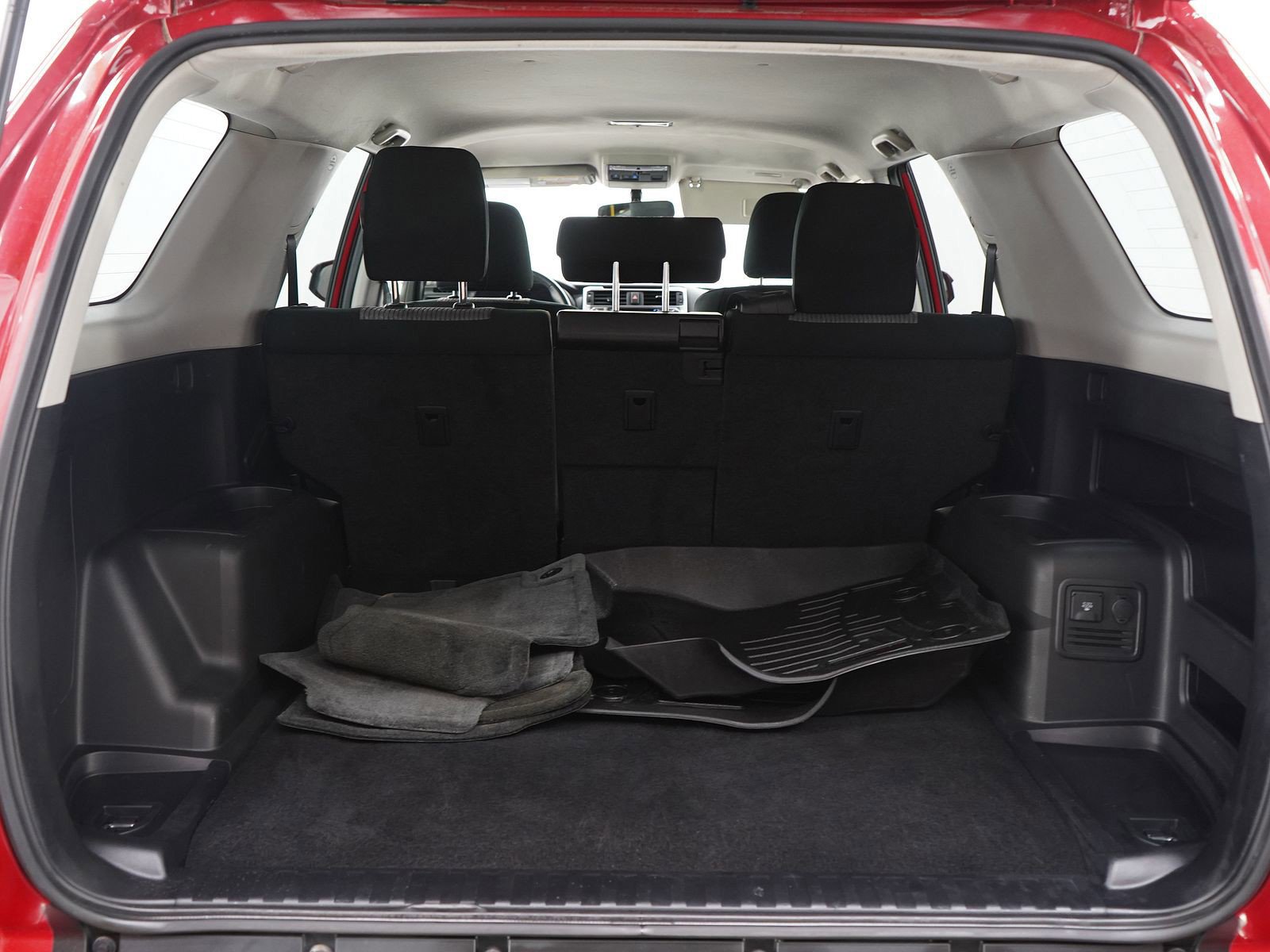 Used 2018 Toyota 4Runner SR5 image 11