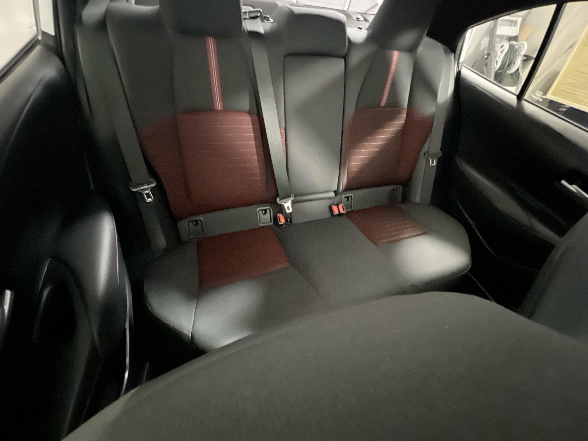 Used 2023 Toyota Corolla SE FWD image 33