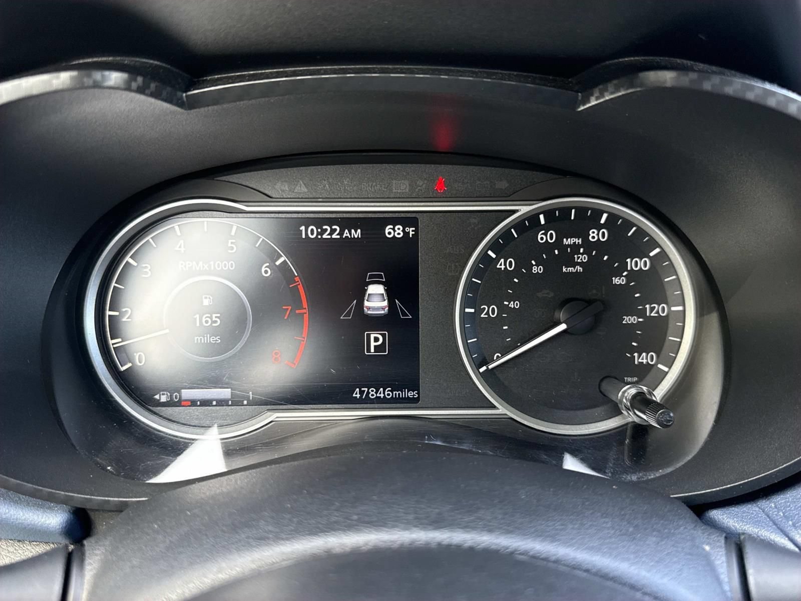 Used 2025 Nissan Versa SV FWD image 18