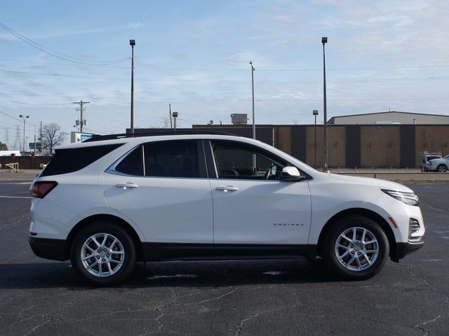 Used 2024 Chevrolet Equinox LT w/ LPO, Floor Liner Package image 21