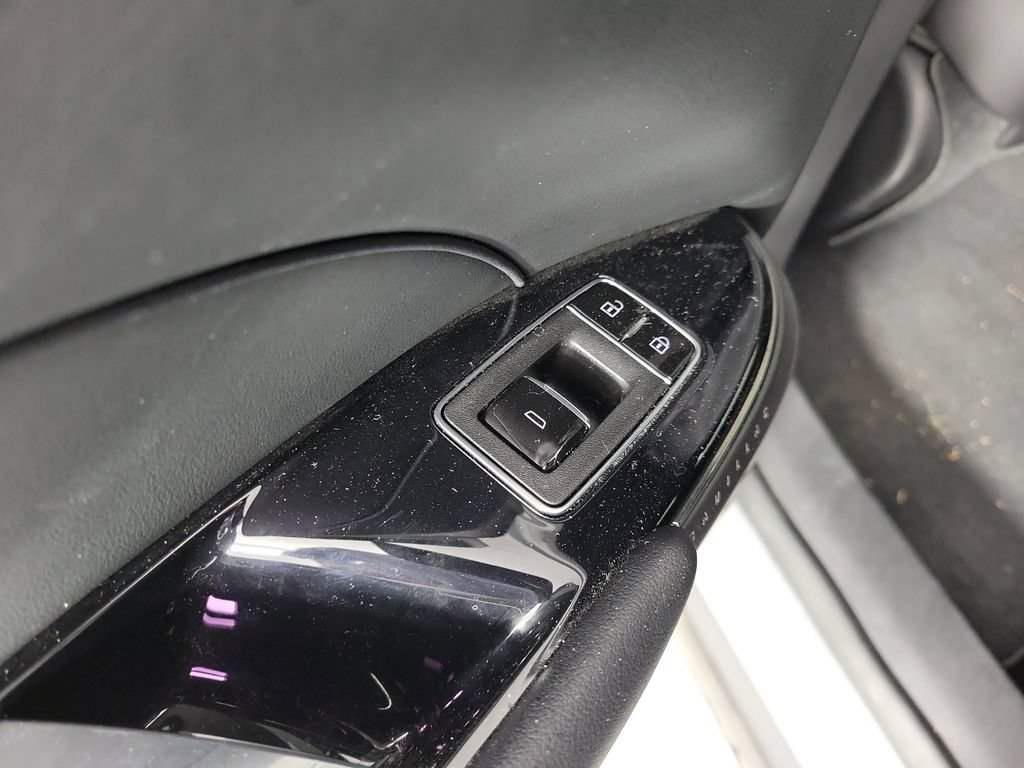 Used 2024 Cadillac Lyriq Sport RWD image 13