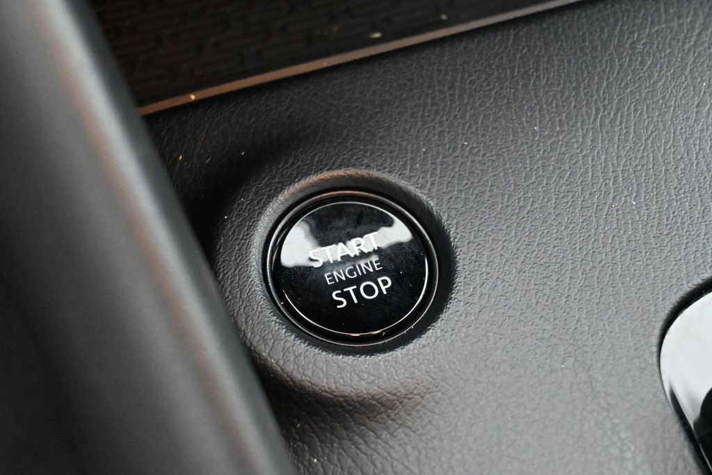 Used 2024 Nissan Z Performance w/ Heritage Edition RWD image 27