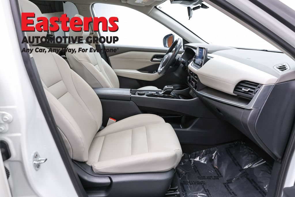 Used 2023 Nissan Rogue SV w/ SV Premium B Package AWD/4WD image 25