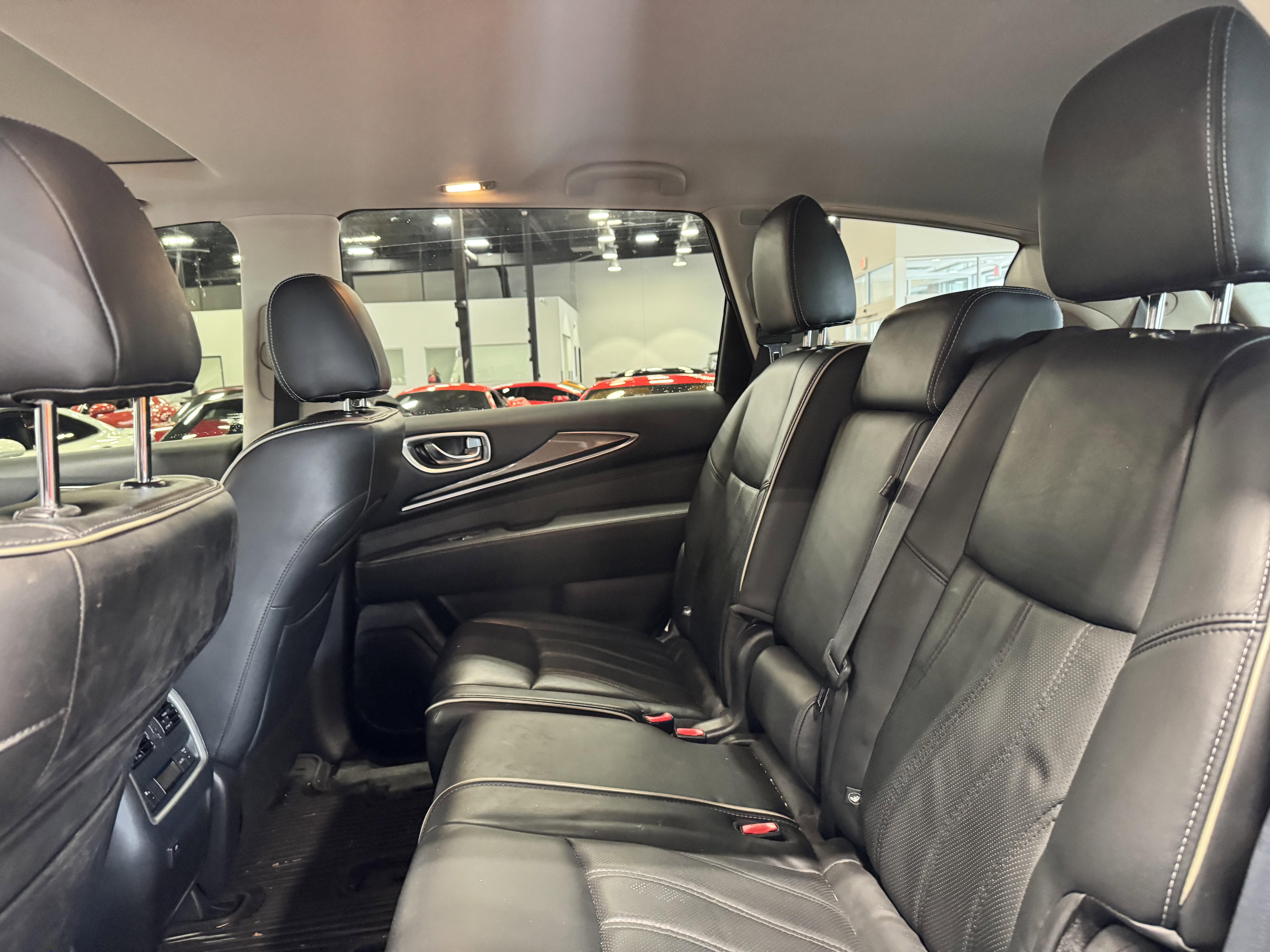 Used 2017 INFINITI QX60 Luxe w/ Premium Plus Package AWD/4WD image 12