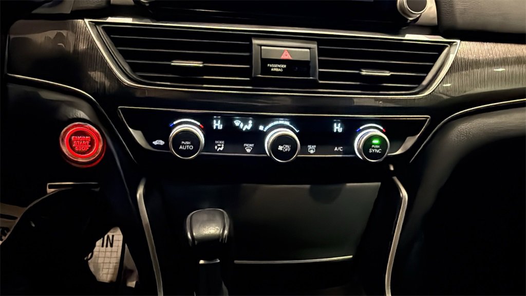 Used 2018 Honda Accord Sport image 26