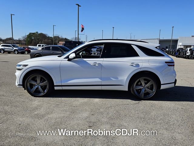Used 2025 Genesis GV70 2.5T w/ Sport Prestige Package image 4