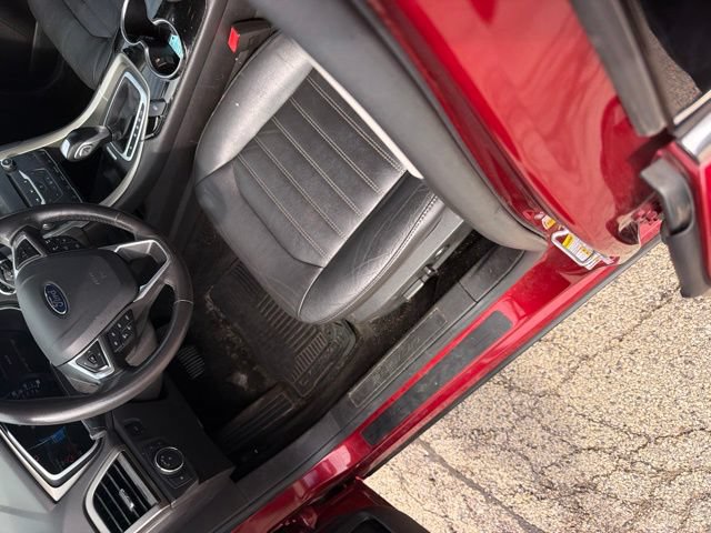 Used 2015 Ford Fusion SE w/ Equipment Group 202A FWD image 27