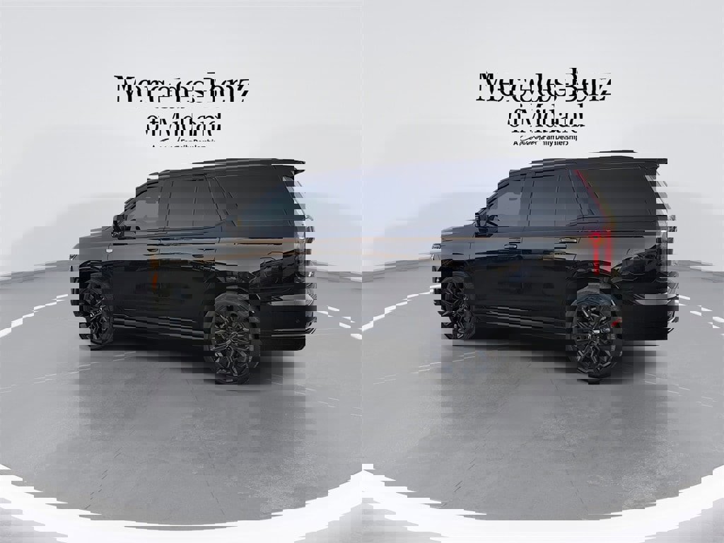 Used 2025 Cadillac Escalade Sport Platinum w/ LPO, ONYX Package image 6