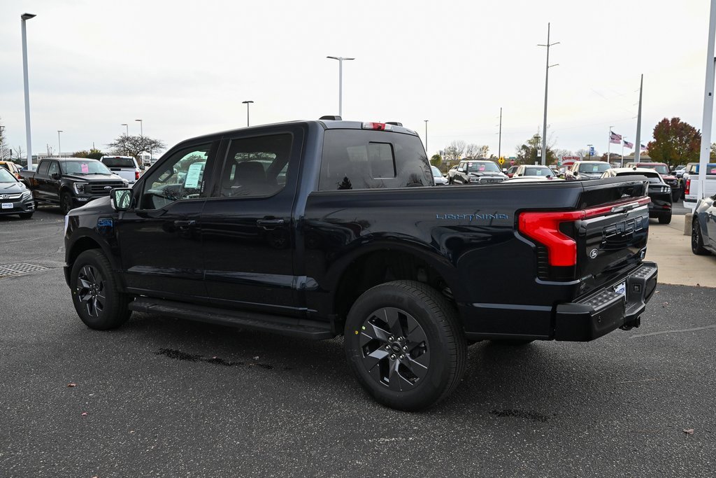 New 2025 Ford F150 Lightning Lariat image 7