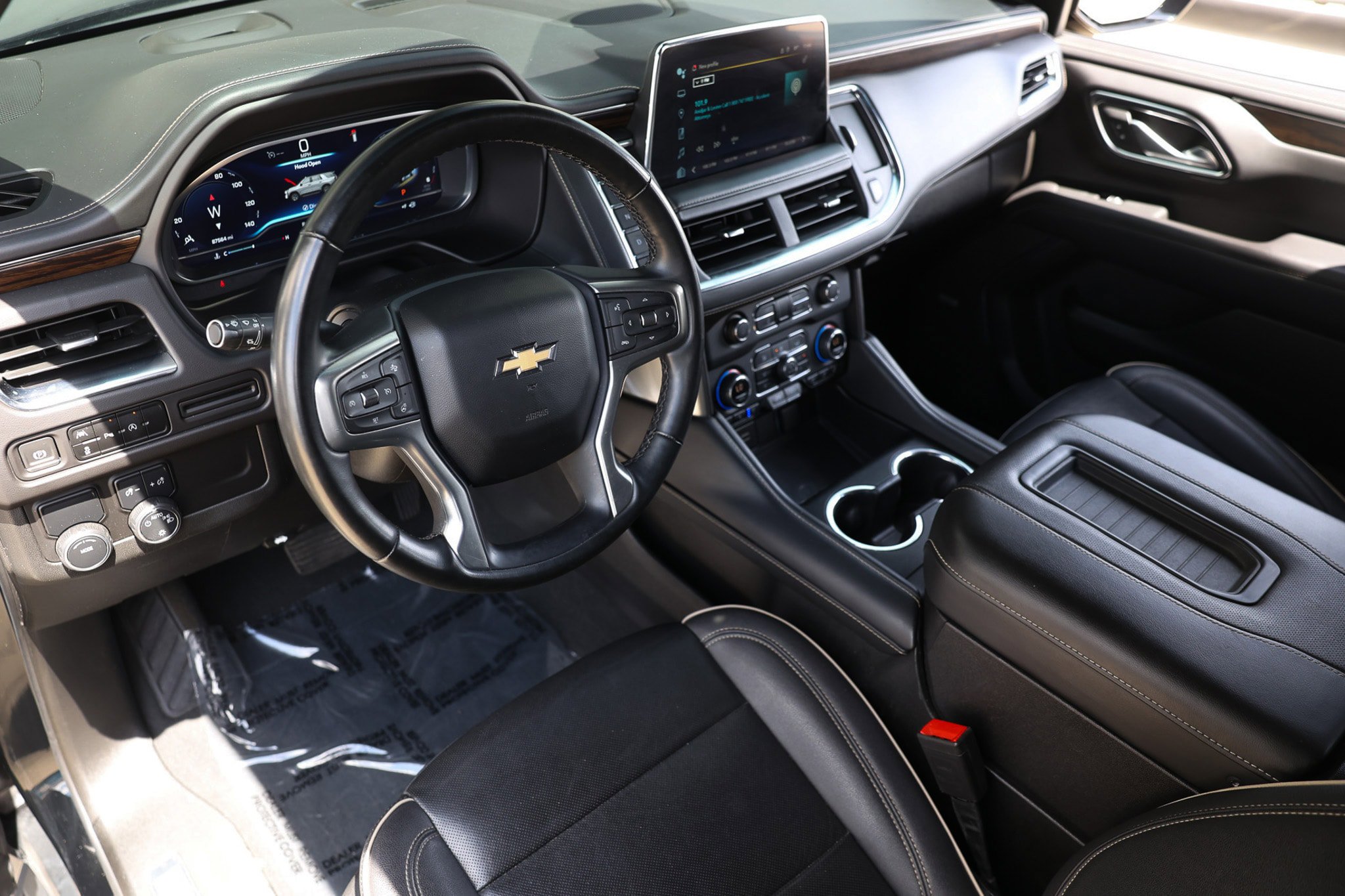 Used 2023 Chevrolet Tahoe Premier RWD image 6