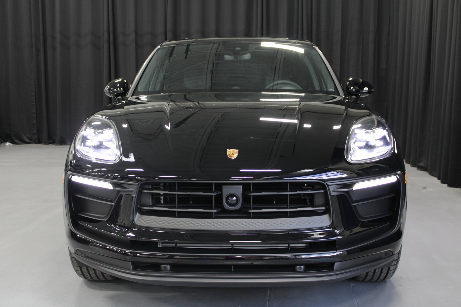 New 2026 Porsche Macan image 10