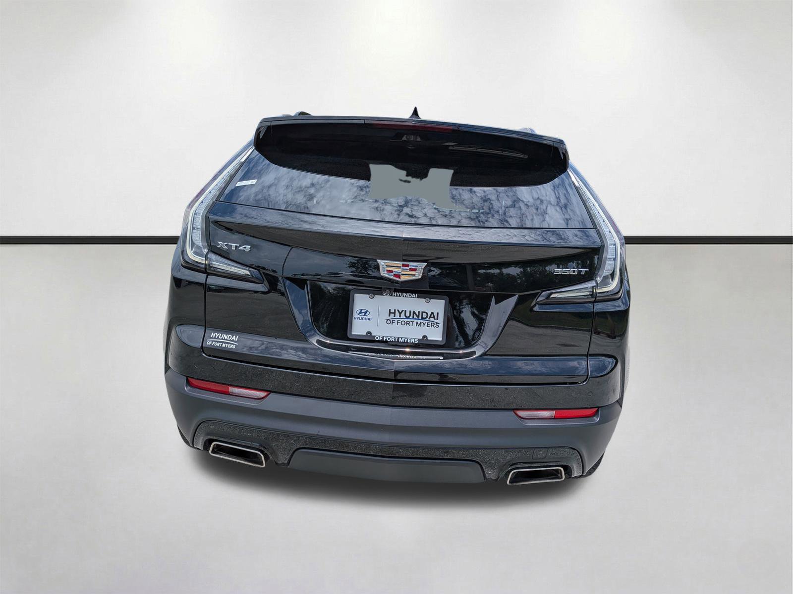 Used 2023 Cadillac XT4 Sport FWD image 4