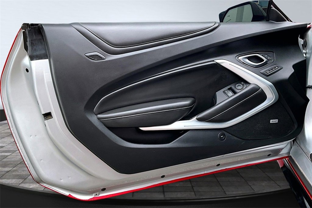 Used 2018 Chevrolet Camaro SS w/ Redline Edition image 23