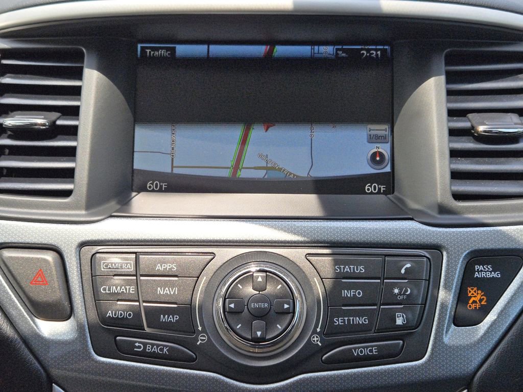 Used 2019 Nissan Pathfinder SL FWD image 8
