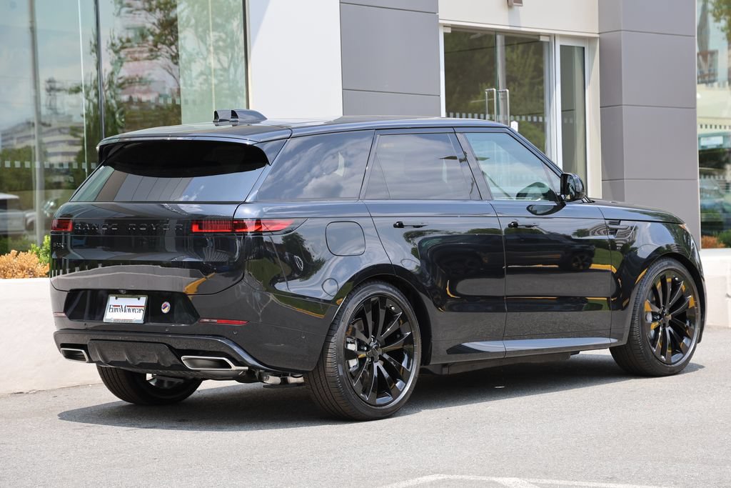 New 2026 Land Rover Range Rover Sport Dynamic SE AWD/4WD image 4