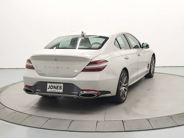 Used 2024 Genesis G70 2.5T AWD/4WD image 7