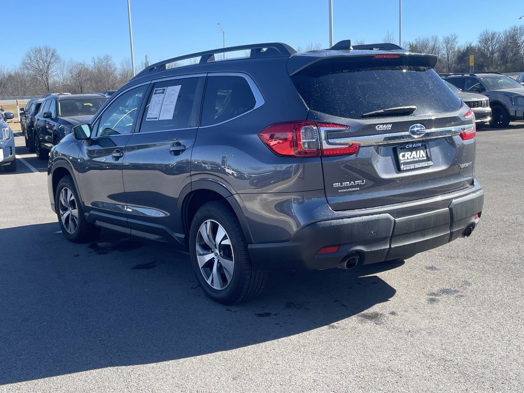 Used 2023 Subaru Ascent Premium image 5