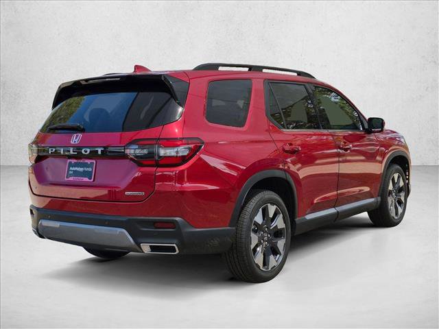 New 2026 Honda Pilot Touring image 3