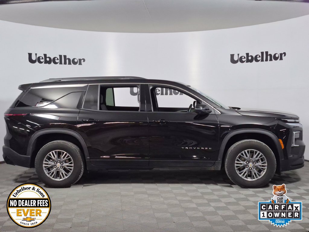 Certified 2026 Chevrolet Traverse LT w/ Driver Confidence Package FWD image 9