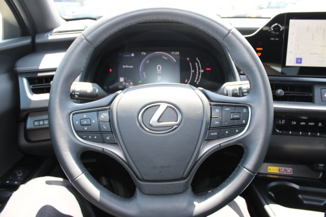 Certified 2025 Lexus UX 300h FWD image 16