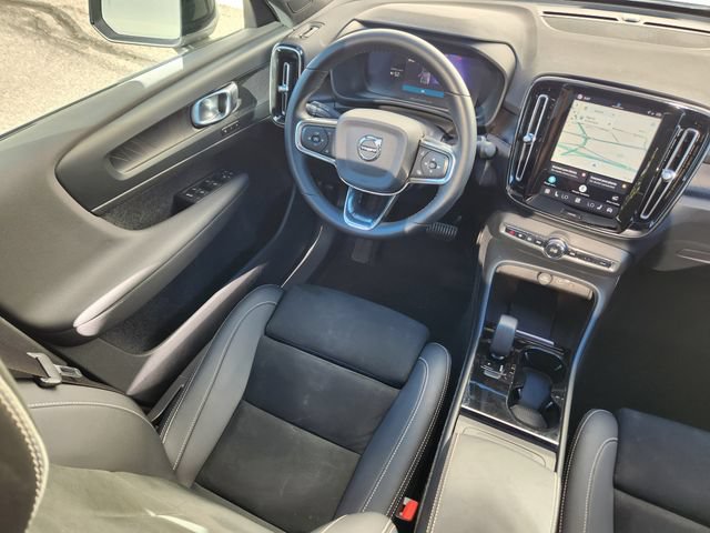 Certified 2023 Volvo C40 P8 Recharge Plus w/ Protection Package Premier AWD/4WD image 12