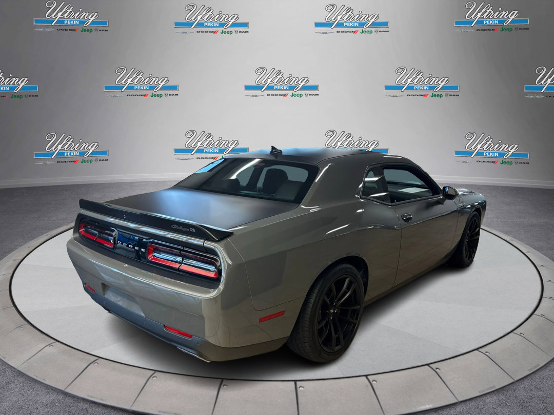 Used 2023 Dodge Challenger R/T Scat Pack w/ T/A Package image 3