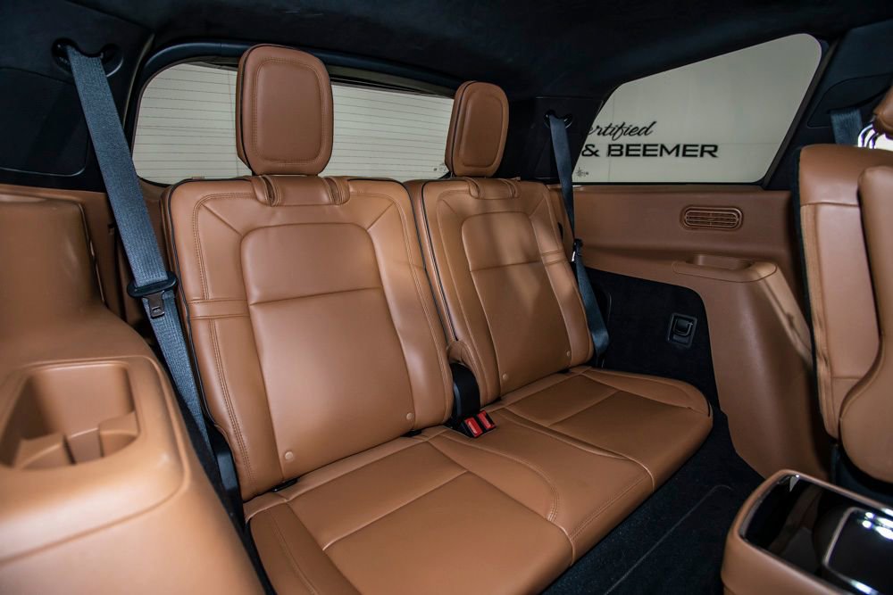 Used 2023 Lincoln Aviator Black Label w/ Jet Package AWD/4WD image 17