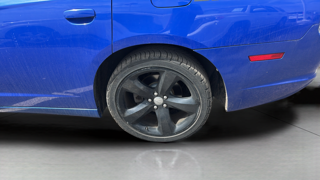 Used 2013 Dodge Charger R/T w/ Daytona Edition Group RWD image 17