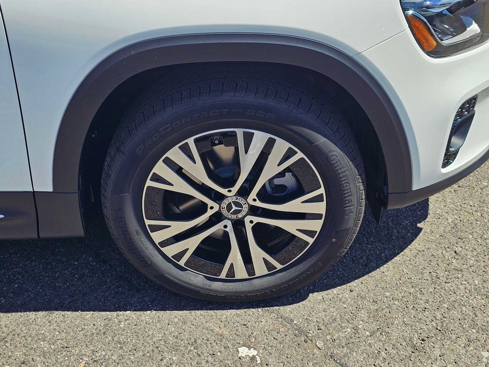 New 2026 Mercedes-Benz GLB 250 image 9