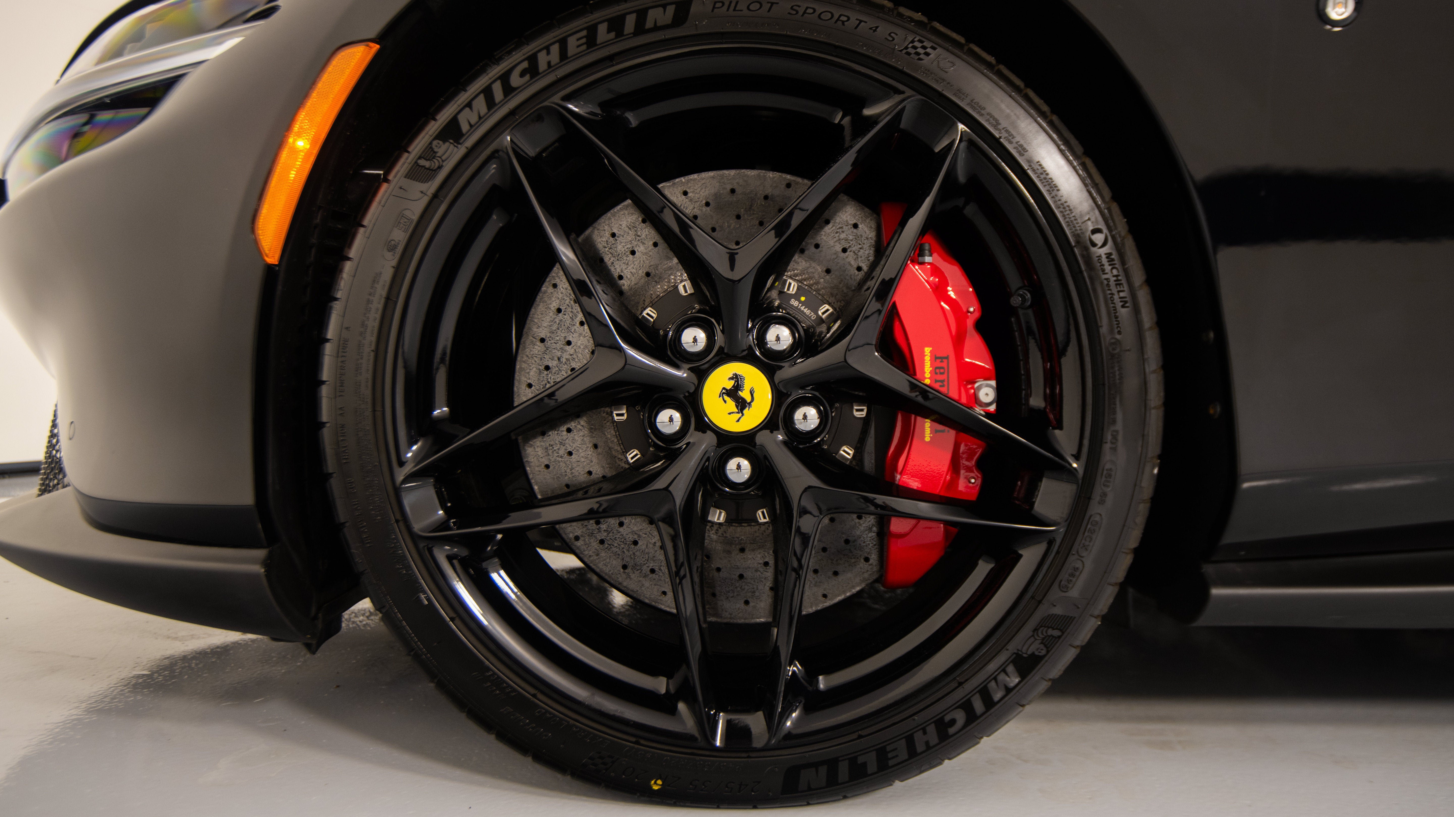 Used 2026 Ferrari Roma Spider RWD image 14