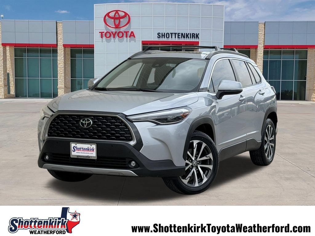 Used 2022 Toyota Corolla Cross XLE w/ Convenience Package