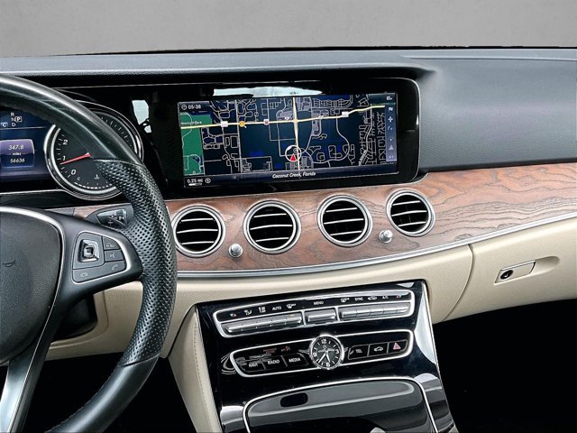 Used 2017 Mercedes-Benz E 300 image 8