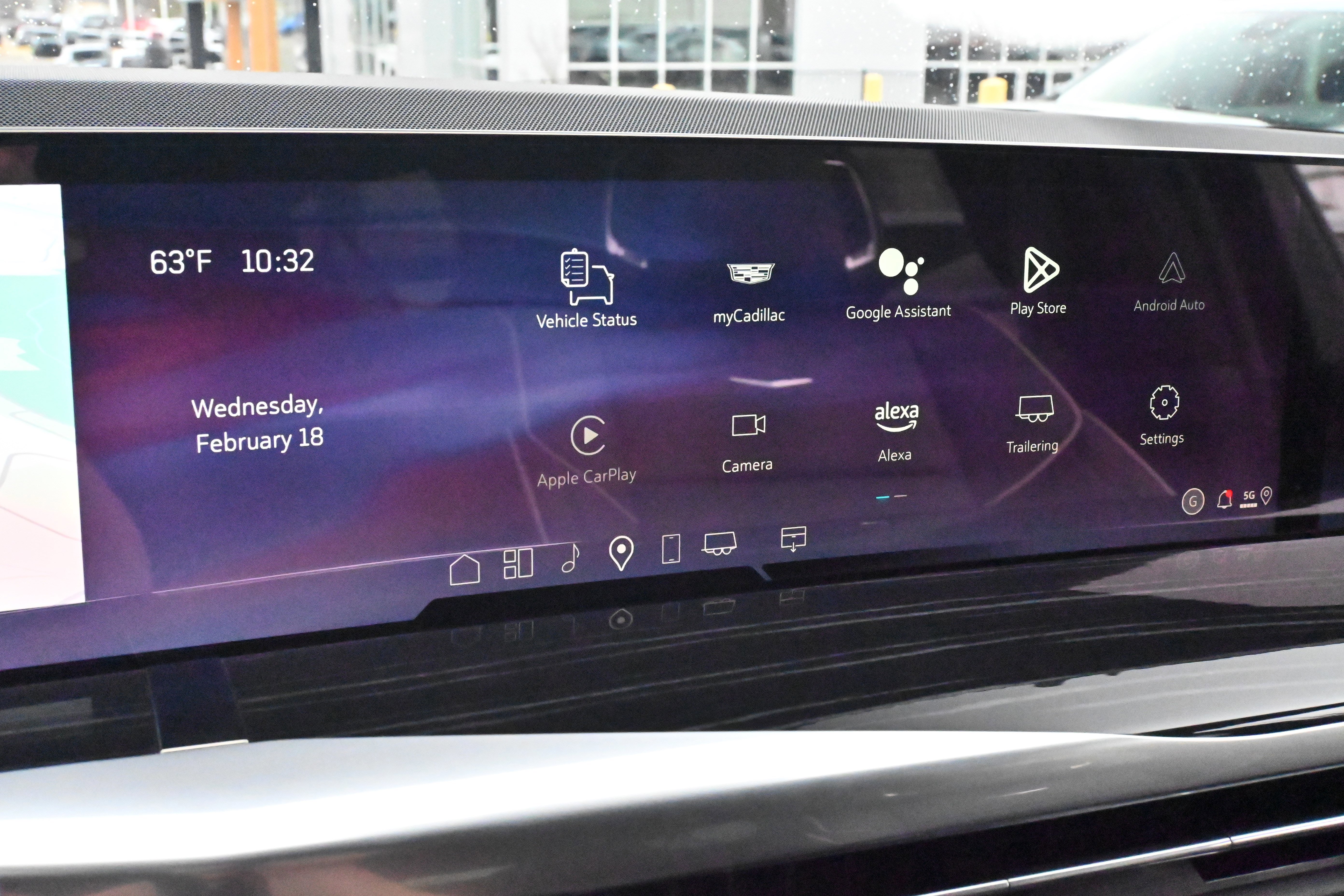 Used 2025 Cadillac Escalade ESV Sport image 36