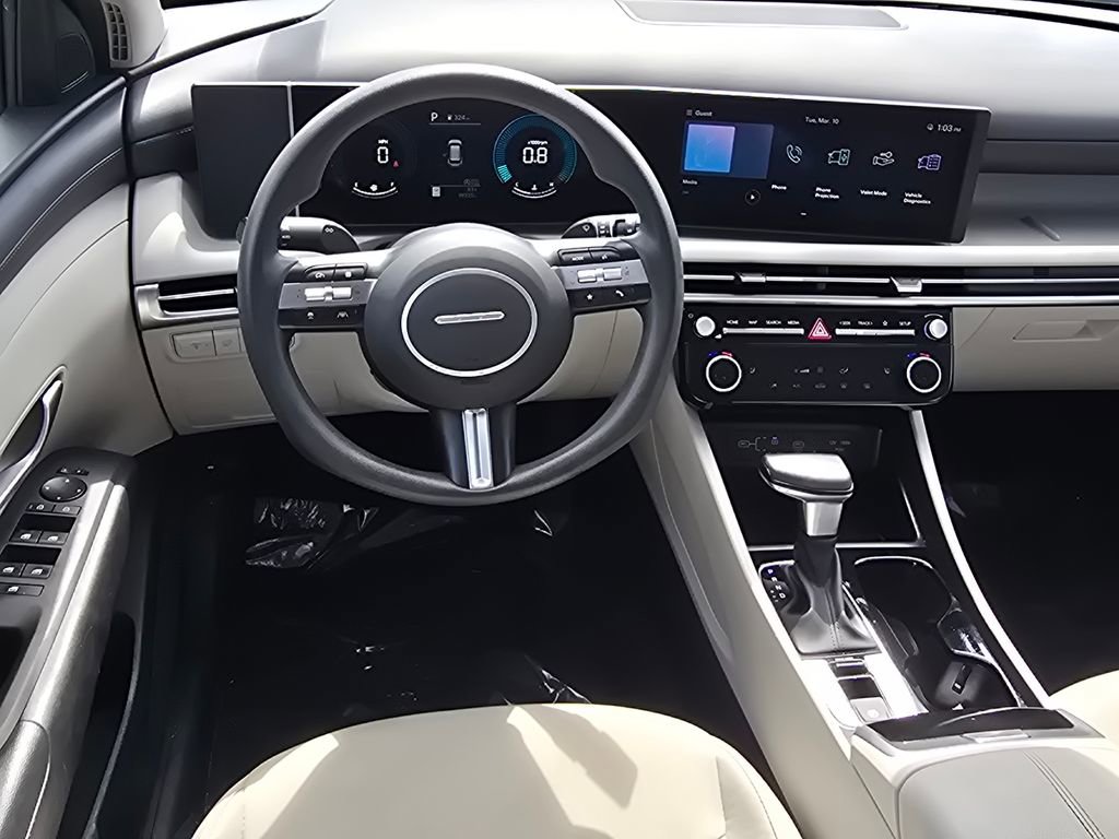 Used 2025 Hyundai Tucson SEL image 11