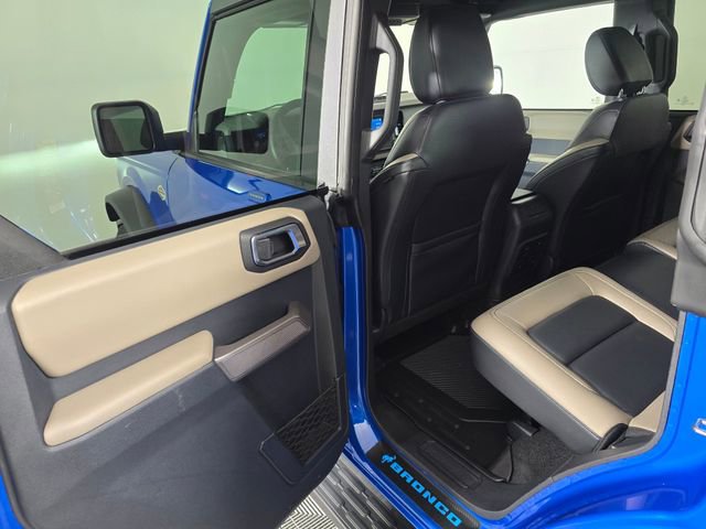 Used 2023 Ford Bronco Wildtrak image 19