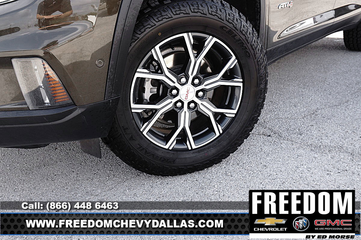 Used 2024 GMC Acadia AT4 w/ Super Cruise Package image 41