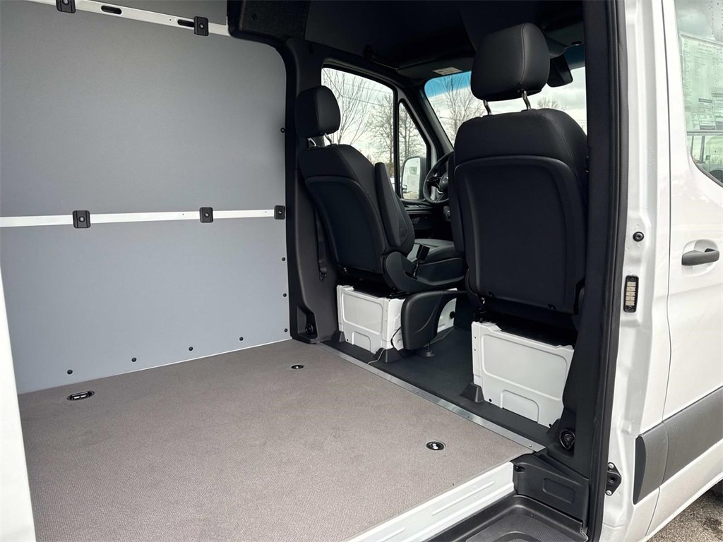 New 2026 Mercedes-Benz Sprinter 2500 image 12