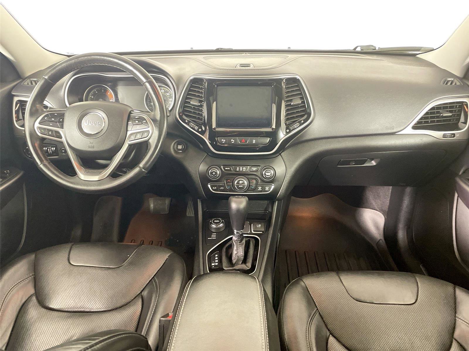Used 2019 Jeep Cherokee Limited w/ Luxury Group AWD/4WD image 30