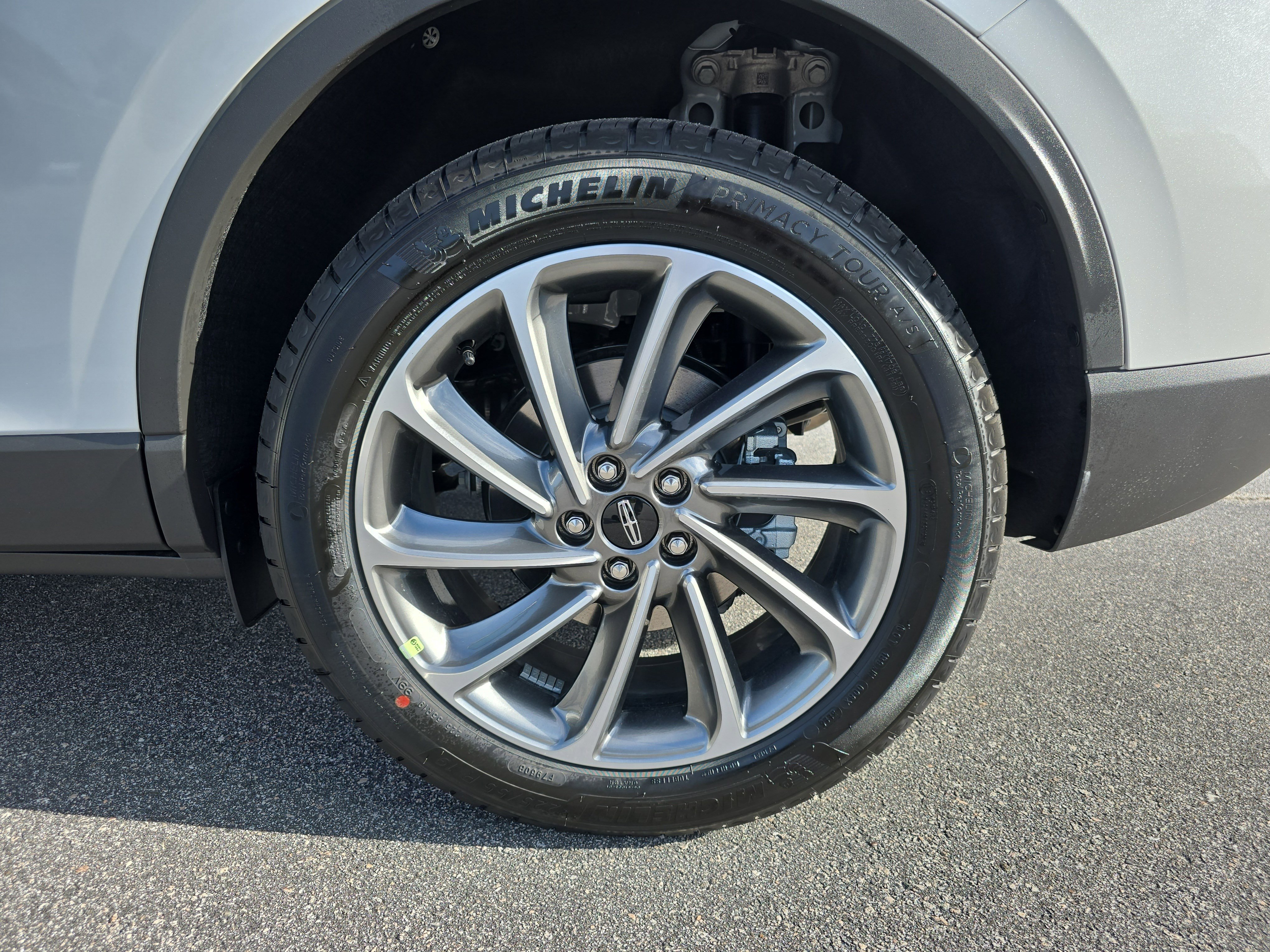 New 2026 Lincoln Corsair Premiere image 33