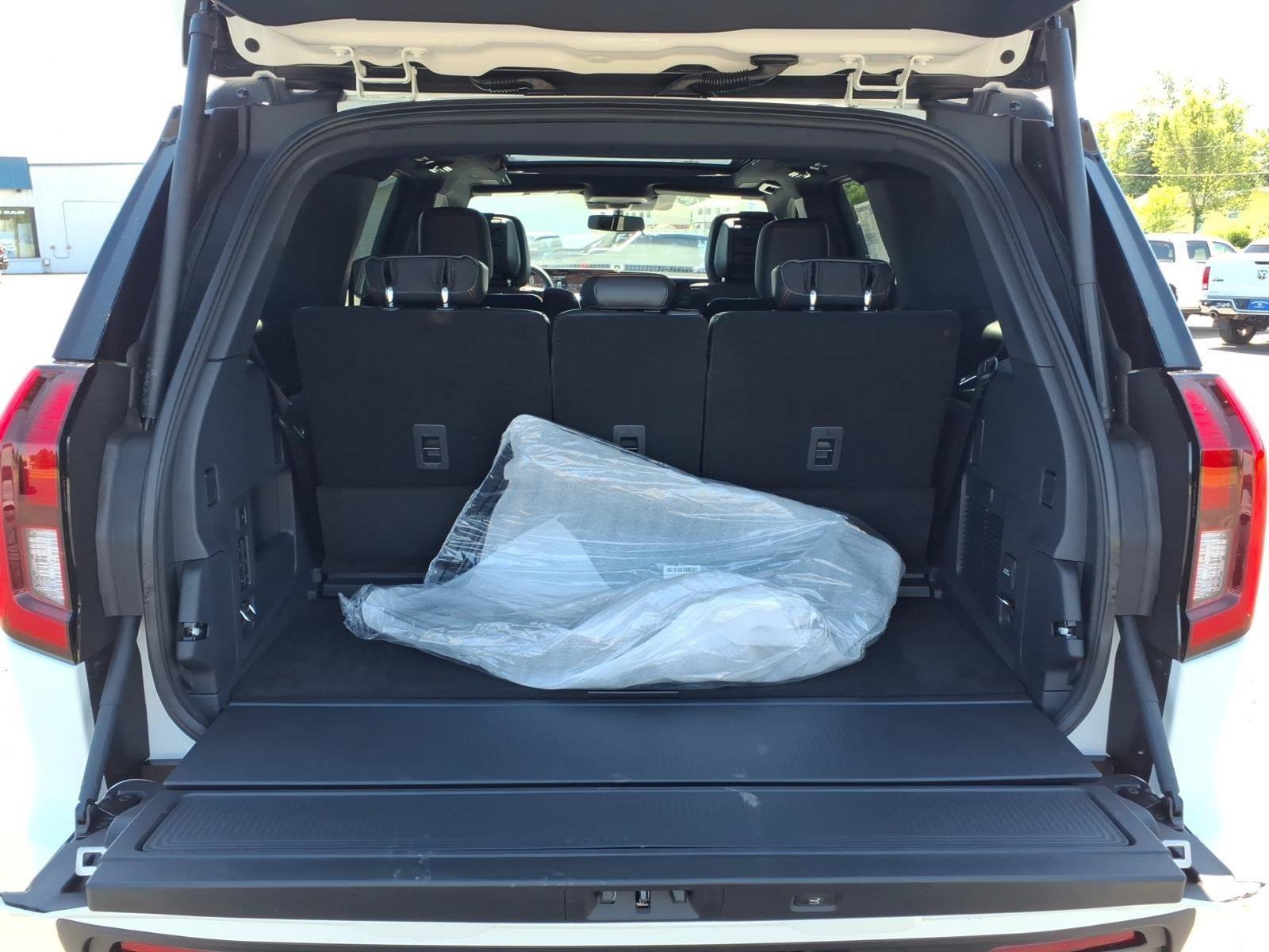 New 2027 Ford Expedition Tremor w/ Driver's Package AWD/4WD image 21