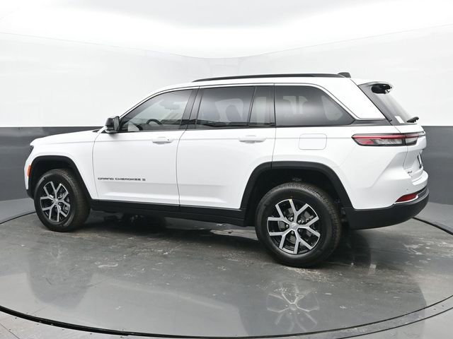 New 2025 Jeep Grand Cherokee Limited w/ Luxury Tech Group II image 3