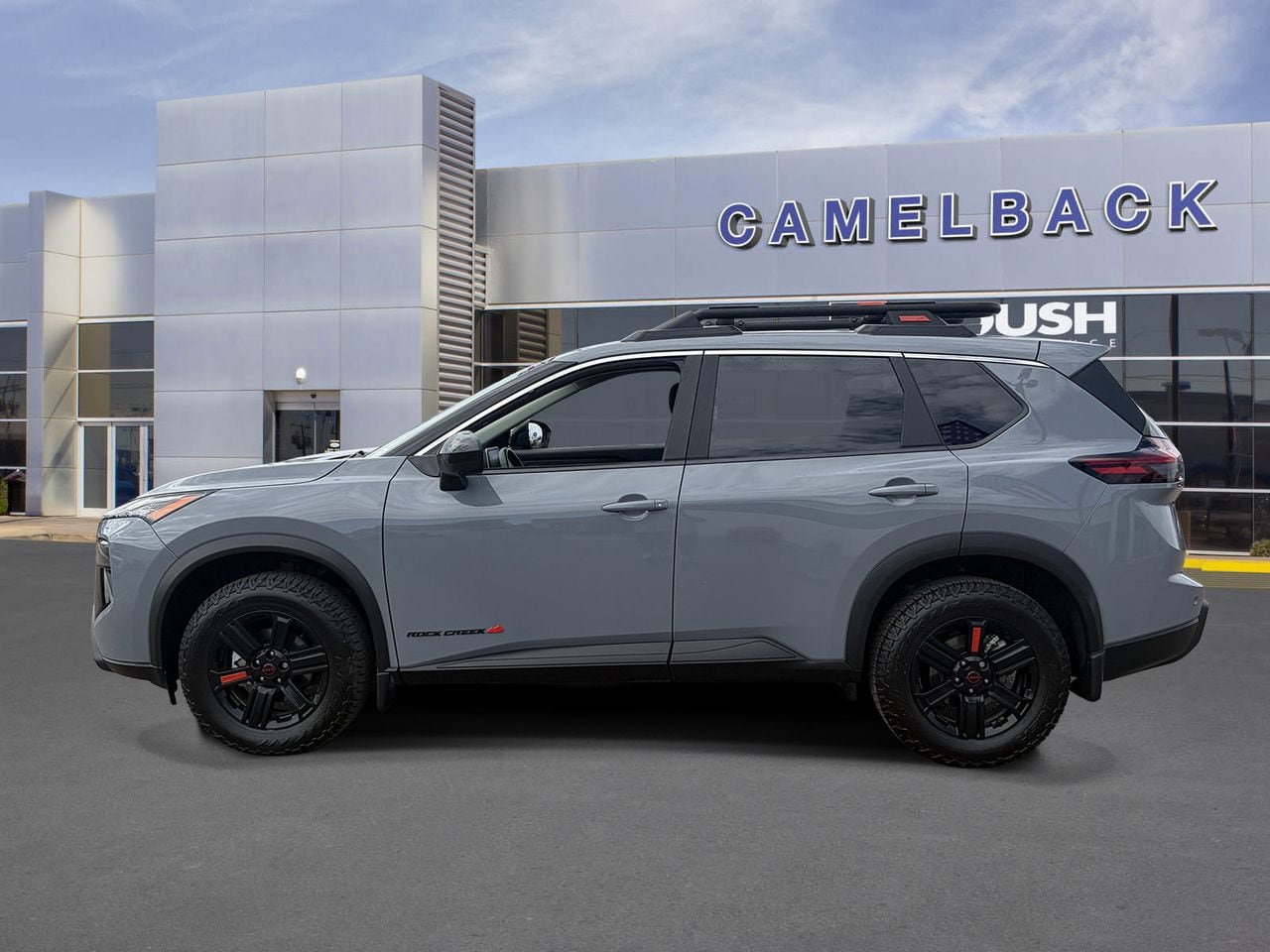 Used 2025 Nissan Rogue SV AWD/4WD image 3