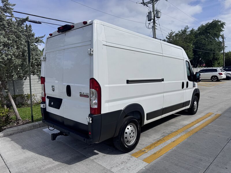 Used 2017 RAM ProMaster 2500 FWD image 5